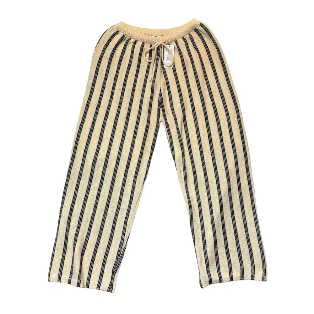 NWT Cream and Black Knit Pants - Picture 1 of 6
